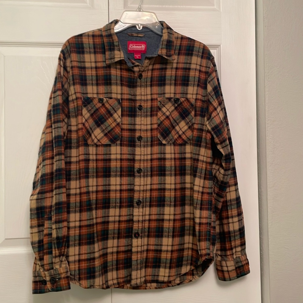 Coleman Men’s Plaid Flannel Button Down Shirt Nice Quality XL